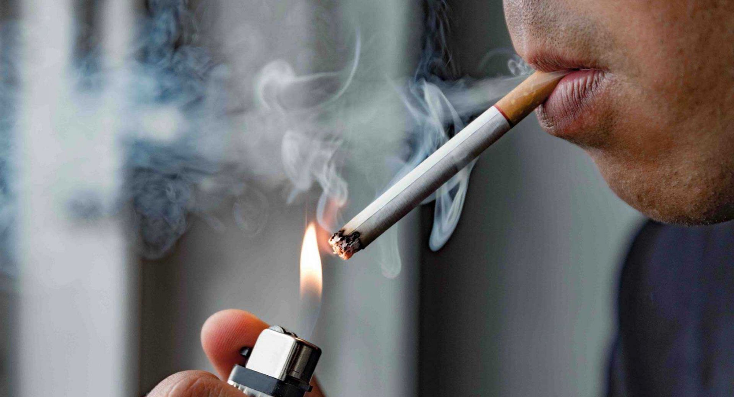 Дым сигарет с ментолом: как навсегда избавить квартиру от запаха табака